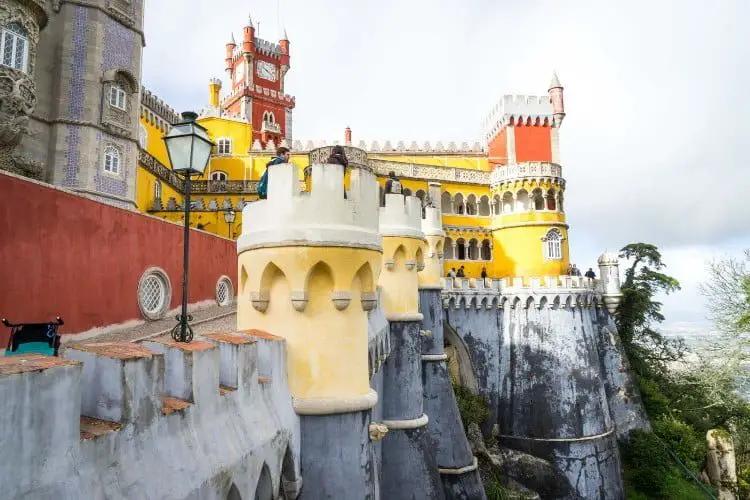 السياحة في البرتغال؛ اكتشف أهم المناطق السياحية وأشهر المناسبات بها