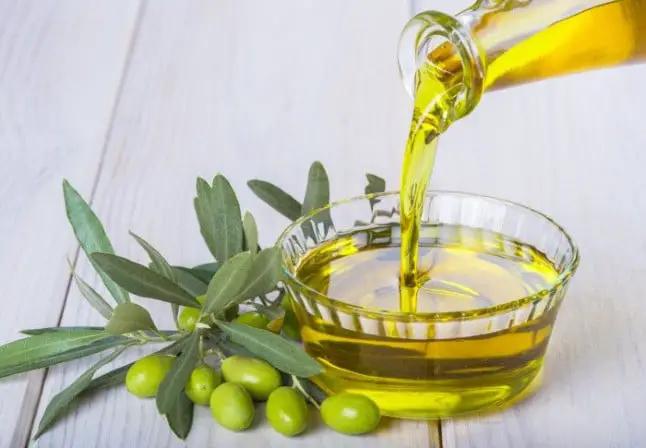 زيت الزيتون Olive Oil؛ تعرف إلى أبرز أنواعه ومعاييره ومما يتكون